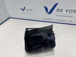 Gebruikte Head-up display DS Automobiles DS 4 1.2 12V Hybrid 136 Prijs € 275,00 Margeregeling aangeboden door De Vos Onderdelen