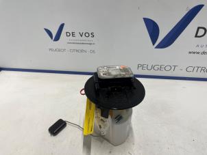 Gebruikte Tank element Pomp Opel Mokka 1.5 CDTi 16V Prijs € 160,00 Margeregeling aangeboden door De Vos Onderdelen