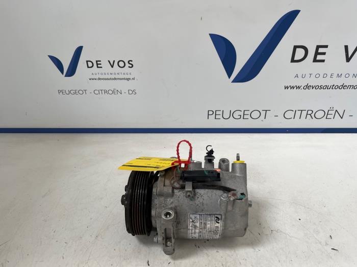 Gebruikte Aircopomp Opel Corsa F (UB/UH/UP) 1.2 Turbo 12V 100 Prijs € 160,00 Margeregeling aangeboden door De Vos Onderdelen
