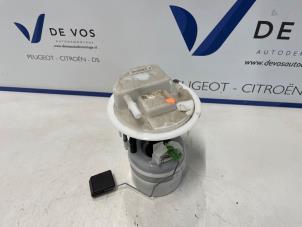 Gebruikte Tank element Pomp Peugeot 2008 (UD/UK/UR/US/UX) 1.2 VTi 12V PureTech 130 Prijs € 135,00 Margeregeling aangeboden door De Vos Onderdelen