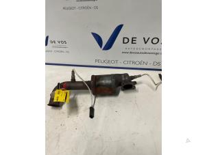 Gebruikte Katalysator Peugeot 2008 (CU) 1.2 Vti 12V PureTech 82 Prijs € 300,00 Margeregeling aangeboden door De Vos Onderdelen
