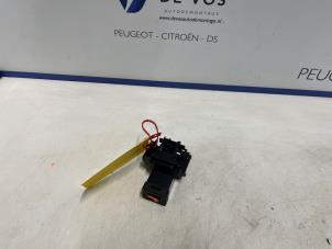 Gebruikte Diversen Citroen C4 Picasso (3D/3E) 1.2 12V PureTech 130 Prijs € 45,00 Margeregeling aangeboden door De Vos Onderdelen