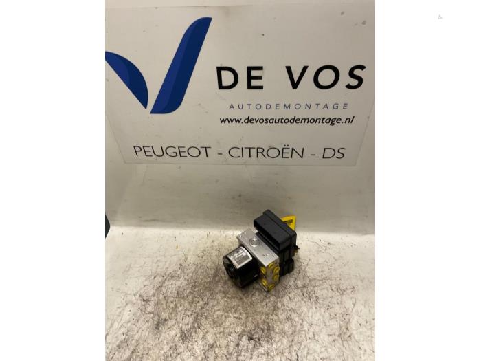 Gebruikte ABS Pomp Citroen C3 (SC) 1.6 16V VTi 120 Prijs € 135,00 Margeregeling aangeboden door De Vos Onderdelen