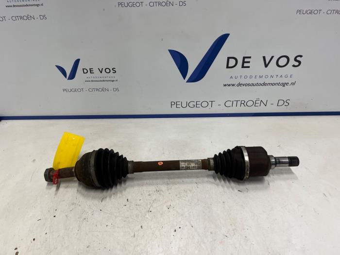 Gebruikte Steekas links-voor Peugeot 508 SW (8E/8U) 2.0 BlueHDi 150 16V Prijs € 100,00 Margeregeling aangeboden door De Vos Onderdelen
