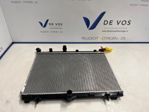 Gebruikte Radiateur Peugeot 208 II (UB/UH/UP) 1.5 BlueHDi 100 Prijs € 135,00 Margeregeling aangeboden door De Vos Onderdelen