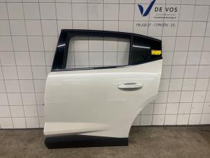 Gebruikte Portier 4Deurs links-achter Peugeot 408 1.6 16V HYbrid 225 Prijs € 600,00 Margeregeling aangeboden door De Vos Onderdelen