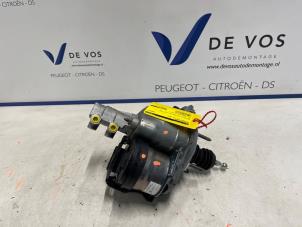 Gebruikte Rembooster DS Automobiles DS 4 1.6 16V E-Tense 225 Prijs € 400,00 Margeregeling aangeboden door De Vos Onderdelen