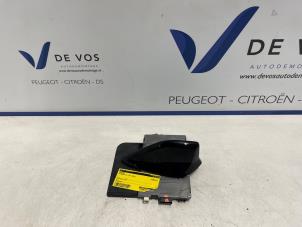 Gebruikte Antenne Citroen C4 Berline (BA/BB/BC) ë-C4 54 kWh Prijs € 350,00 Margeregeling aangeboden door De Vos Onderdelen