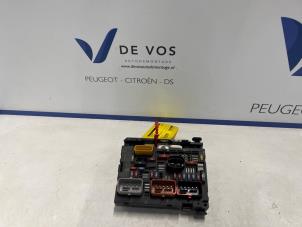Gebruikte Zekeringkast Peugeot 308 (4A/C) 1.6 16V THP 150 Prijs € 200,00 Margeregeling aangeboden door De Vos Onderdelen
