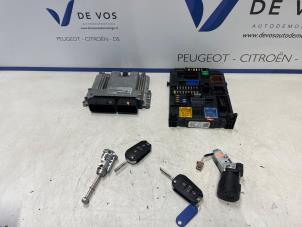 Gebruikte Computer Motormanagement Peugeot Partner (EA//EF/EN/EU) 1.5 BlueHDi 100 Prijs € 350,00 Margeregeling aangeboden door De Vos Onderdelen