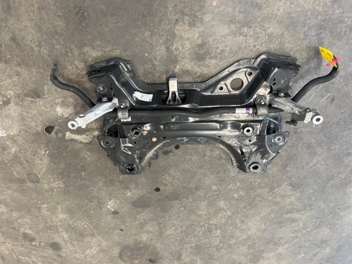 Gebruikte Subframe Peugeot Partner (EA//EF/EN/EU) Prijs € 250,00 Margeregeling aangeboden door De Vos Onderdelen