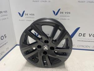 Gebruikte Velg Peugeot 208 II (UB/UH/UP) 1.2 Vti 12V PureTech 75 Prijs € 100,00 Margeregeling aangeboden door De Vos Onderdelen