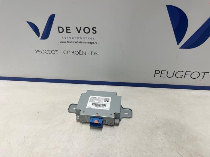 Gebruikte Computer Diversen Citroen C4 Berline (BA/BB/BC) 1.2 PureTech 130 12V Prijs € 180,00 Margeregeling aangeboden door De Vos Onderdelen