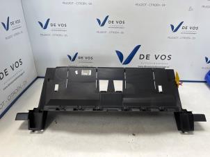 Gebruikte Frontpaneel Peugeot Partner Prijs € 80,00 Margeregeling aangeboden door De Vos Onderdelen