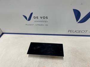 Gebruikte Display Interieur Opel Mokka 1.2 Turbo 12V Prijs € 350,00 Margeregeling aangeboden door De Vos Onderdelen