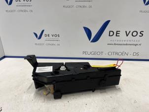 Gebruikte Roetfilter Tank Citroen Berlingo 1.6 Hdi 75 Prijs € 135,00 Margeregeling aangeboden door De Vos Onderdelen