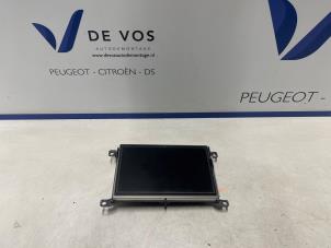 Gebruikte Display Interieur Peugeot Expert (V1/VA/VB/VE/VF/VT/VY) 1.6 Blue HDi 95 16V Prijs € 300,00 Margeregeling aangeboden door De Vos Onderdelen