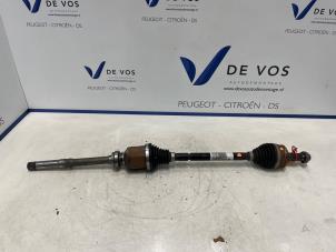 Gebruikte Cardanas rechts-voor (VWA) Citroen C4 X (BD/BE/BF) ë-C4 X 54 kWh Prijs € 225,00 Margeregeling aangeboden door De Vos Onderdelen