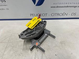 Gebruikte Motorsteun Citroen C4 X (BD/BE/BF) ë-C4 X 54 kWh Prijs € 90,00 Margeregeling aangeboden door De Vos Onderdelen