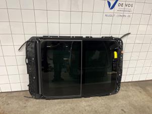 Gebruikte Schuifdak DS Automobiles DS 7 1.6 16V E-Tense 225 Prijs € 900,00 Margeregeling aangeboden door De Vos Onderdelen