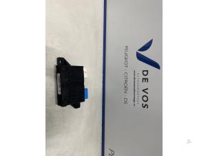 Gebruikte Computer Diversen DS Automobiles DS 7 1.6 16V E-Tense 225 Prijs € 70,00 Margeregeling aangeboden door De Vos Onderdelen