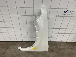 Gebruikte Scherm links-voor Peugeot 408 1.2 PureTech 130 Prijs € 150,00 Margeregeling aangeboden door De Vos Onderdelen