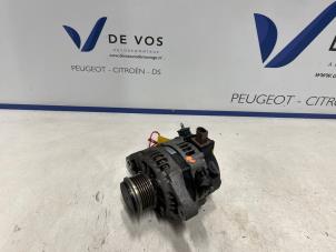 Gebruikte Dynamo Peugeot 108 1.0 12V Prijs € 350,00 Margeregeling aangeboden door De Vos Onderdelen