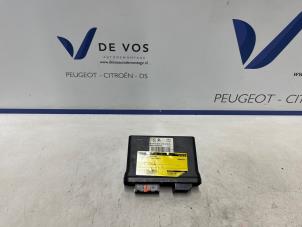 Gebruikte Computer cabriokap Peugeot 207 CC (WB) 1.6 16V Prijs € 160,00 Margeregeling aangeboden door De Vos Onderdelen