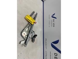 Gebruikte Raammechaniek 4Deurs rechts-achter Citroen C4 Aircross (BU) 1.6i 16V 115 Prijs € 70,00 Margeregeling aangeboden door De Vos Onderdelen