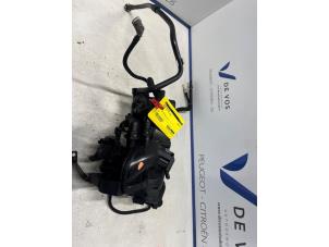 Gebruikte Spruitstuk Inlaat Peugeot 308 CC (4B) 1.6 16V THP 155 Prijs € 160,00 Margeregeling aangeboden door De Vos Onderdelen