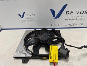 Gebruikte Windtunnel Peugeot 2008 (UD/UK/UR/US/UX) 1.2 VTi 12V PureTech 100 Prijs € 135,00 Margeregeling aangeboden door De Vos Onderdelen