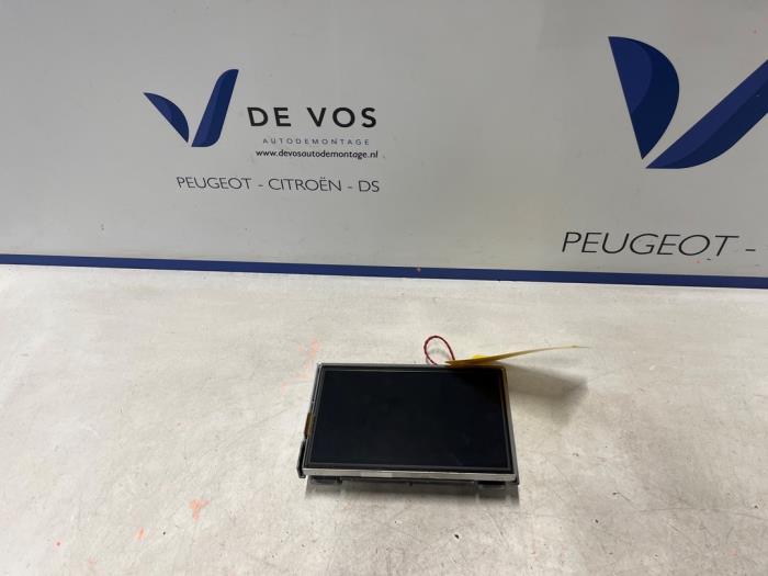 Gebruikte Display Interieur Peugeot 208 I (CA/CC/CK/CL) 1.6 16V GTI Prijs € 135,00 Margeregeling aangeboden door De Vos Onderdelen