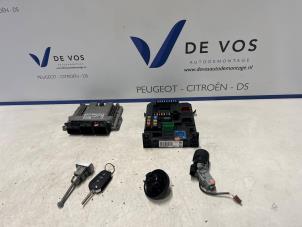 Gebruikte Computer Motormanagement Peugeot 208 I (CA/CC/CK/CL) 1.6 16V GTI Prijs € 350,00 Margeregeling aangeboden door De Vos Onderdelen