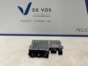 Gebruikte Start/Stop computer Peugeot Expert (V1/VA/VB/VE/VF/VT/VY) 2.0 Blue HDi 145 16V Prijs € 160,00 Margeregeling aangeboden door De Vos Onderdelen