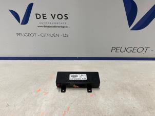 Gebruikte Telefoon interface Citroen C4 Picasso (3D/3E) 1.6 BlueHDI 115 Prijs € 160,00 Margeregeling aangeboden door De Vos Onderdelen