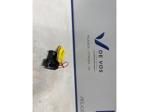 Gebruikte Diversen Citroen C4 Picasso (3D/3E) 1.6 BlueHDI 115 Prijs € 45,00 Margeregeling aangeboden door De Vos Onderdelen