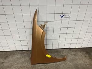 Gebruikte Scherm rechts-voor DS Automobiles DS4 Prijs € 225,00 Margeregeling aangeboden door De Vos Onderdelen