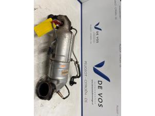 Gebruikte Katalysator Citroen C4 Cactus (0B/0P) 1.2 PureTech 110 12V Prijs € 550,00 Margeregeling aangeboden door De Vos Onderdelen