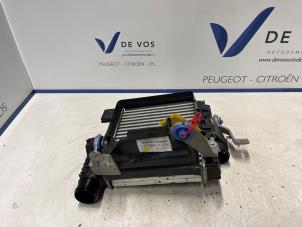 Gebruikte Intercooler Peugeot 308 (F3/FB/FH/FM/FP) 1.5 Blue HDi 130 16V Prijs € 160,00 Margeregeling aangeboden door De Vos Onderdelen