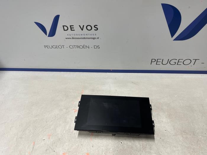 Gebruikte Display Interieur Opel Corsa F (UB/UH/UP) 1.2 12V 75 Prijs € 300,00 Margeregeling aangeboden door De Vos Onderdelen