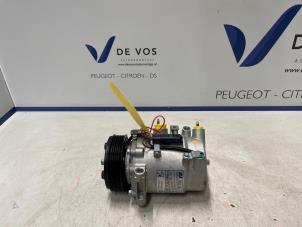 Gebruikte Aircopomp Opel Corsa F (UB/UH/UP) 1.2 12V 75 Prijs € 250,00 Margeregeling aangeboden door De Vos Onderdelen