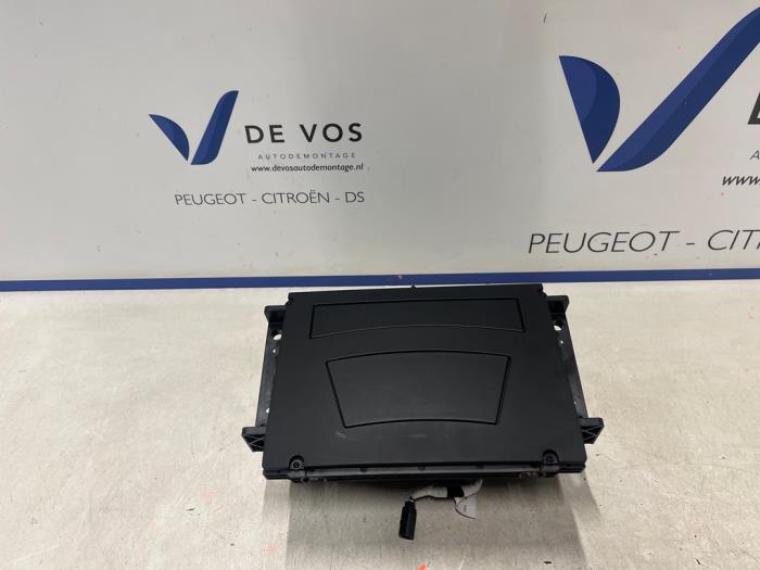 Gebruikte Head-up display Citroen C4 Berline (BA/BB/BC) 1.2 PureTech 130 12V Prijs € 275,00 Margeregeling aangeboden door De Vos Onderdelen
