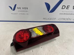 Gebruikte Achterlicht rechts Citroen Berlingo 1.6 BlueHDI 100 Prijs € 60,00 Margeregeling aangeboden door De Vos Onderdelen