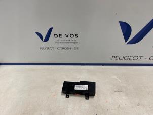 Gebruikte Telefoon interface Citroen Berlingo 1.5 BlueHDi 100 Prijs € 160,00 Margeregeling aangeboden door De Vos Onderdelen