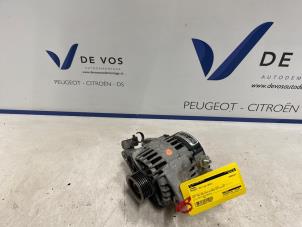 Gebruikte Dynamo Peugeot 107 1.0 12V Prijs € 55,00 Margeregeling aangeboden door De Vos Onderdelen