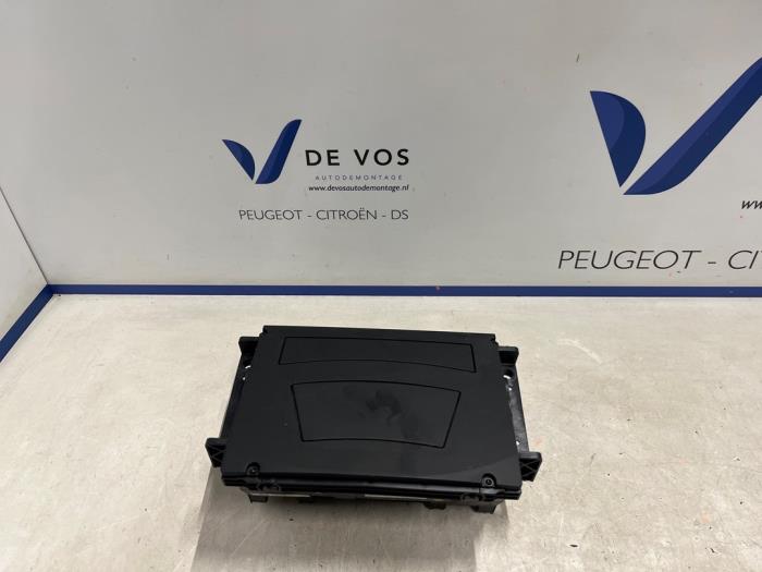 Gebruikte Head-up display Citroen C4 Berline (BA/BB/BC) 1.2 PureTech 130 12V Prijs € 275,00 Margeregeling aangeboden door De Vos Onderdelen