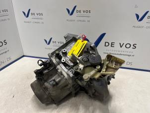 Gebruikte Versnellingsbak Citroen C3 (SX/SW) 1.6 Blue HDi 100 16V Prijs € 650,00 Margeregeling aangeboden door De Vos Onderdelen