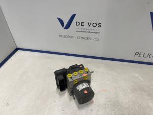 Gebruikte ABS Pomp Peugeot Expert (V1/VA/VB/VE/VF/VT/VY) 2.0 Blue HDi 120 16V Prijs € 350,00 Margeregeling aangeboden door De Vos Onderdelen