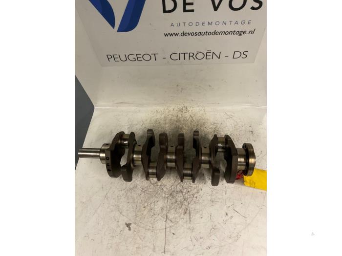 Gebruikte Krukas Peugeot 307 (3A/C/D) 2.0 16V Prijs € 250,00 Margeregeling aangeboden door De Vos Onderdelen