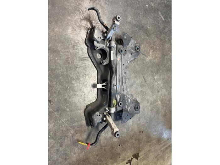Gebruikte Subframe Citroen C4 Spacetourer (3D/3E) 1.2 12V PureTech 130 Prijs € 300,00 Margeregeling aangeboden door De Vos Onderdelen